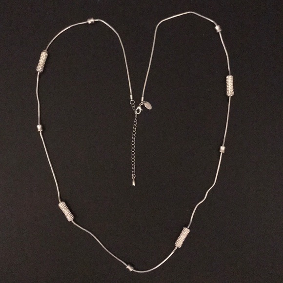 Lia Sophia long silver necklace - Picture 1 of 1